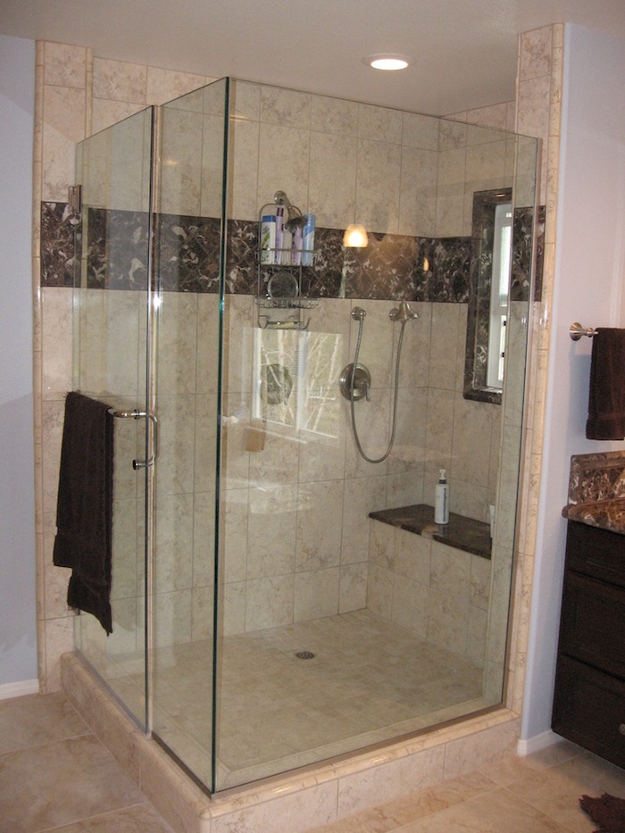 floor-property-tile-room-bathtub-bathroom-937920-pxhere.com